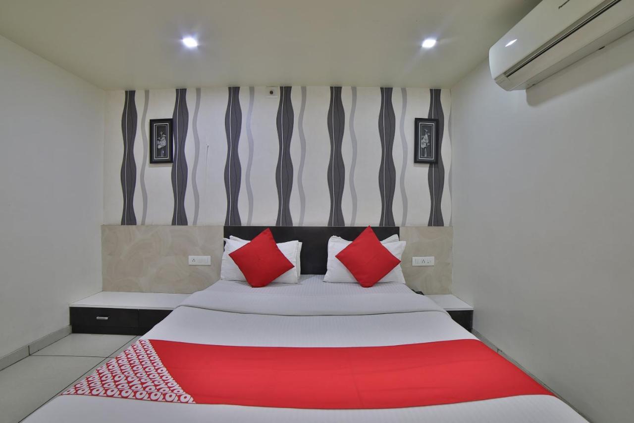 Koba Oyo 3056 Hotel Sigma Inn מראה חיצוני תמונה