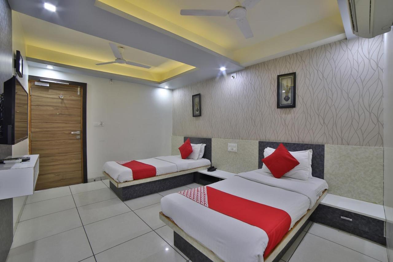 Koba Oyo 3056 Hotel Sigma Inn מראה חיצוני תמונה